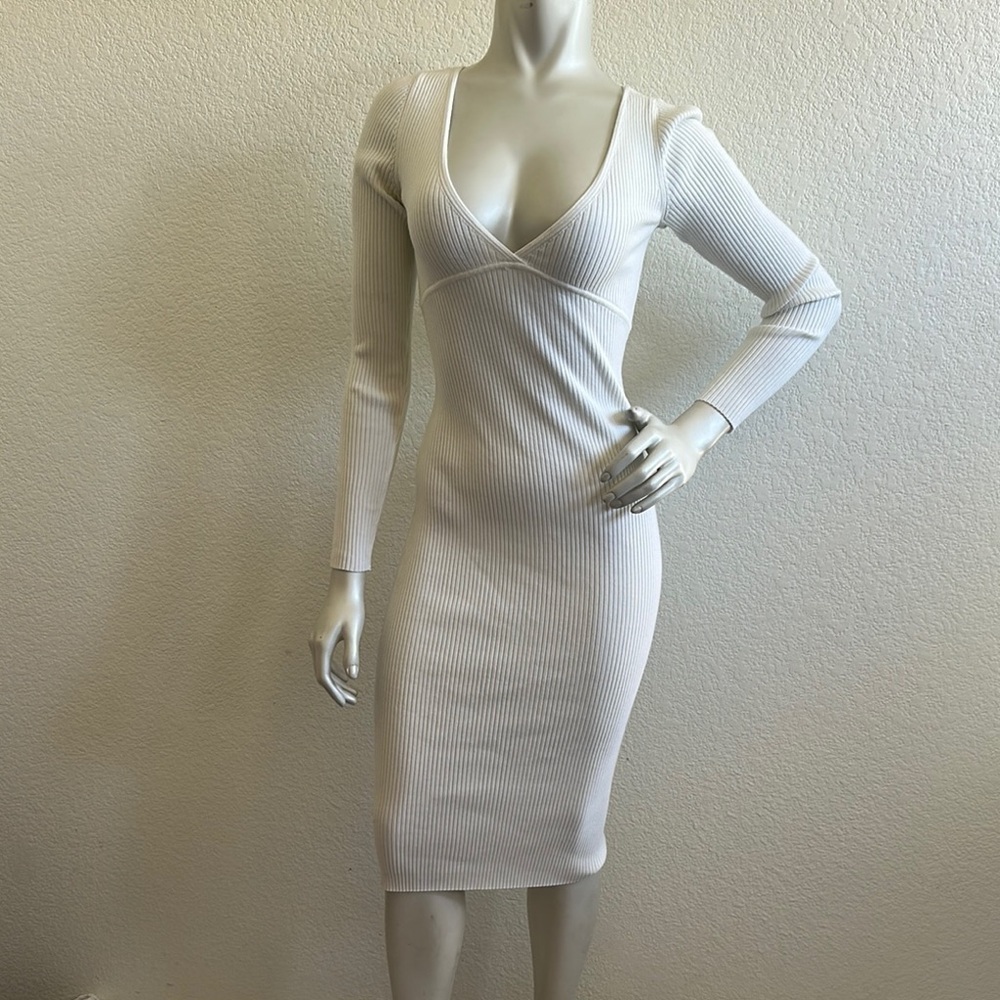 Wilfred by Aritzia White Long Sleeve Bodycon Dress